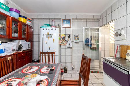 Casa para alugar com 250m², 6 quartos e 2 vagas Casa para alugar com 250m², 6 quartos e 2 vagasCozinha