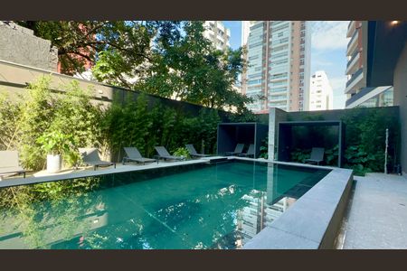 Studio para alugar com 25m², 1 quarto e sem vaga Studio para alugar com 25m², 1 quarto e sem vagaPiscina