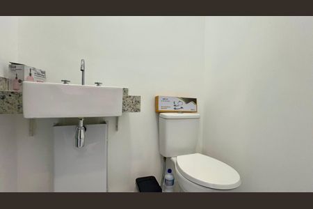 Studio para alugar com 25m², 1 quarto e sem vaga Studio para alugar com 25m², 1 quarto e sem vagaBanheiro
