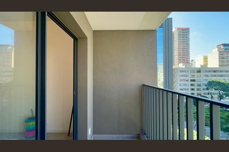 Studio para alugar com 25m², 1 quarto e sem vaga Studio para alugar com 25m², 1 quarto e sem vagaVaranda