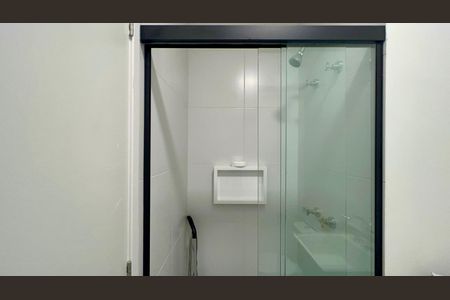 Studio para alugar com 25m², 1 quarto e sem vaga Studio para alugar com 25m², 1 quarto e sem vagaBanheiro