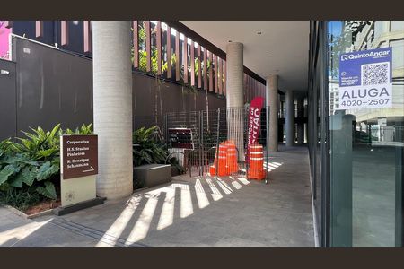 Fachada de kitnet/studio para alugar com 1 quarto, 25m² em Pinheiros, São Paulo