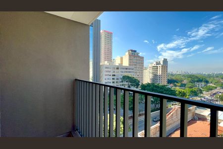 Studio para alugar com 25m², 1 quarto e sem vaga Studio para alugar com 25m², 1 quarto e sem vagaVaranda