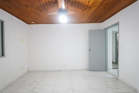 Casa para alugar com 45m², 2 quartos e 1 vagaQuarto