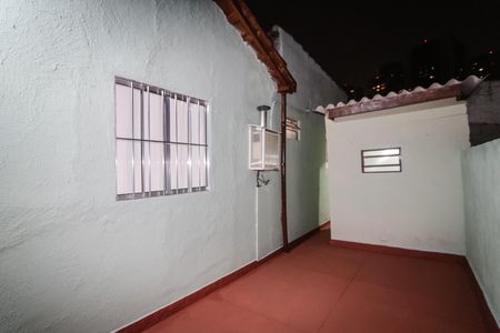 Casa para alugar com 45m², 2 quartos e 1 vagaQuintal traseiro