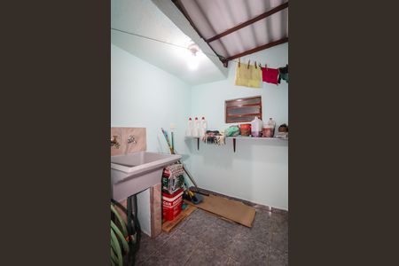 Casa para alugar com 45m², 2 quartos e 1 vagaÁrea de Serviço