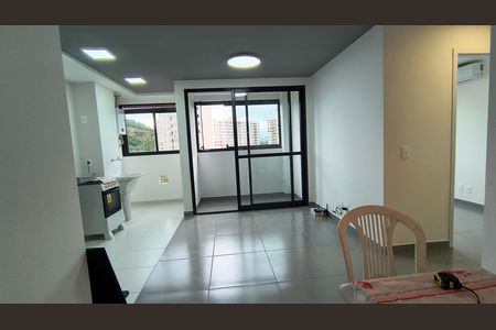 Apartamento para alugar com 55m², 2 quartos e 1 vagaSala