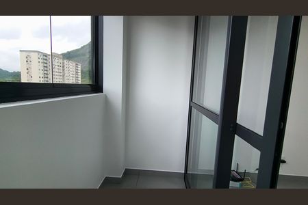 Varanda  de apartamento para alugar com 2 quartos, 55m² em Barra Olímpica, Rio de Janeiro