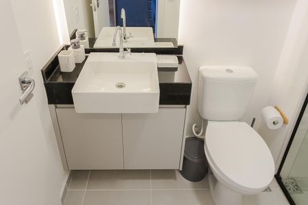 Studio para alugar com 25m², 1 quarto e sem vaga Studio para alugar com 25m², 1 quarto e sem vagaBanheiro