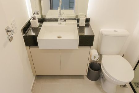 Studio à venda com 25m², 1 quarto e sem vaga Studio à venda com 25m², 1 quarto e sem vagaBanheiro