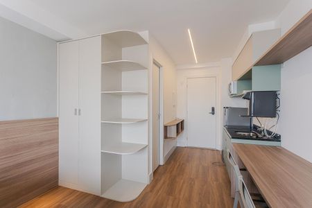 Quarto de kitnet/studio à venda com 1 quarto, 25m² em Pinheiros, São Paulo