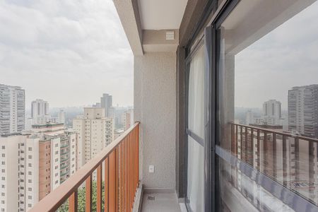 Varanda de kitnet/studio à venda com 1 quarto, 25m² em Pinheiros, São Paulo