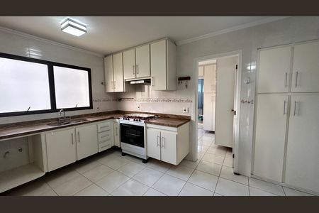 Apartamento à venda com 160m², 3 quartos e 3 vagas