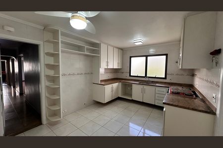 Apartamento à venda com 160m², 3 quartos e 3 vagas