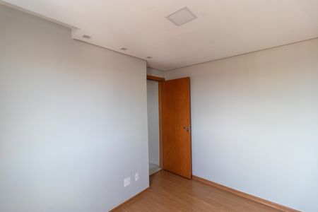 Apartamento para alugar com 43m², 2 quartos e 1 vaga Apartamento para alugar com 43m², 2 quartos e 1 vagaQuarto 02