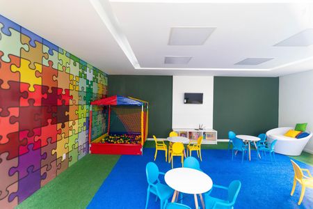 Apartamento para alugar com 43m², 2 quartos e 1 vaga Apartamento para alugar com 43m², 2 quartos e 1 vagaÁrea comum - Brinquedoteca