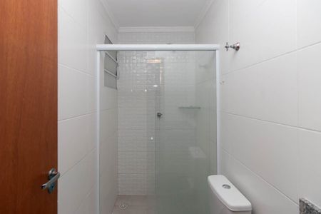 Banheiro de apartamento para alugar com 2 quartos, 50m² em Vila Maria Alta, São Paulo