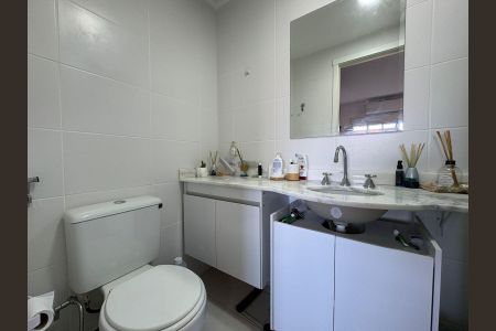 Apartamento para alugar com 67m², 2 quartos e 1 vaga Apartamento para alugar com 67m², 2 quartos e 1 vagaBanheiro Suíte