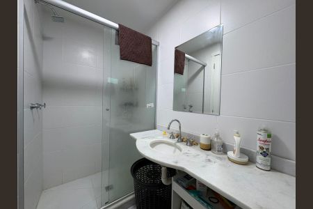 Apartamento para alugar com 67m², 2 quartos e 1 vaga Apartamento para alugar com 67m², 2 quartos e 1 vagaBanheiro