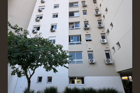 Apartamento para alugar com 67m², 2 quartos e 1 vaga Apartamento para alugar com 67m², 2 quartos e 1 vagaFachada e placa