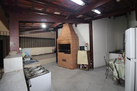 Apartamento para alugar com 60m², 2 quartos e 1 vagaÁrea Comum