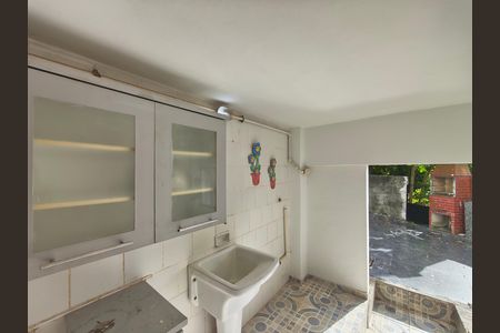 Casa de condomínio para alugar com 100m², 2 quartos e 1 vaga