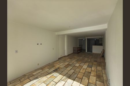 Casa de condomínio para alugar com 100m², 2 quartos e 1 vaga