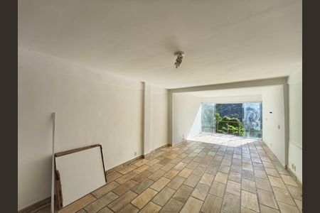Casa de condomínio para alugar com 100m², 2 quartos e 1 vaga