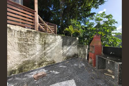 Casa de condomínio para alugar com 100m², 2 quartos e 1 vaga