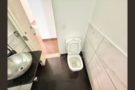 Casa para alugar com 226m², 3 quartos e sem vaga Casa para alugar com 226m², 3 quartos e sem vagaBanheiro