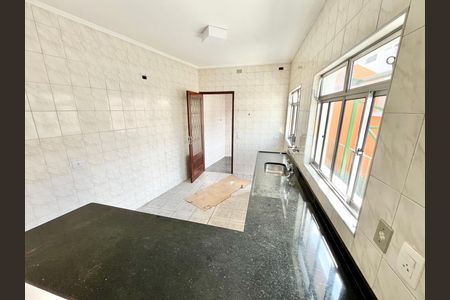 Casa para alugar com 226m², 3 quartos e sem vaga Casa para alugar com 226m², 3 quartos e sem vagaSala/Cozinha