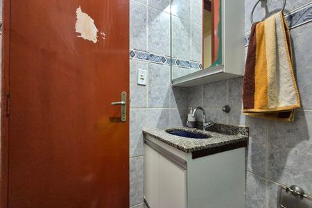 Casa à venda com 101m², 3 quartos e 2 vagas Casa à venda com 101m², 3 quartos e 2 vagasBanheiro