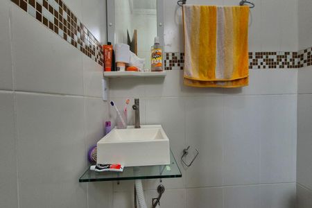 Casa à venda com 101m², 3 quartos e 2 vagas Casa à venda com 101m², 3 quartos e 2 vagasBanheiro da Suíte