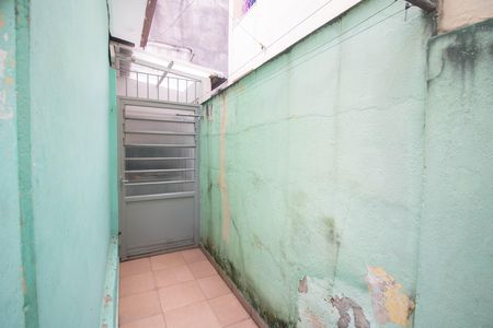 Casa à venda com 220m², 4 quartos e 3 vagas Casa à venda com 220m², 4 quartos e 3 vagasCORREDOR EXTERNO