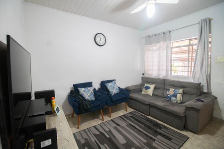 Casa à venda com 220m², 4 quartos e 3 vagas Casa à venda com 220m², 4 quartos e 3 vagasSALA