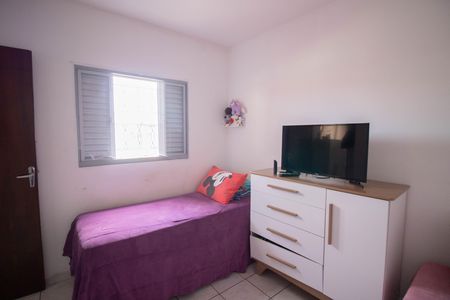 Casa à venda com 220m², 4 quartos e 3 vagas Casa à venda com 220m², 4 quartos e 3 vagasCASA 2- QUARTO