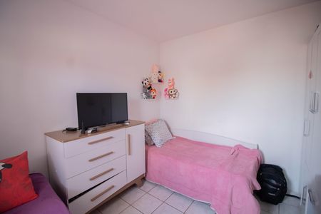 Casa à venda com 220m², 4 quartos e 3 vagas Casa à venda com 220m², 4 quartos e 3 vagasCASA 2- QUARTO
