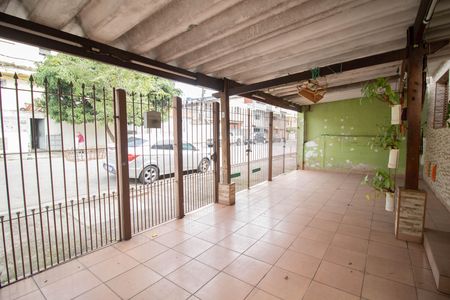 Casa à venda com 220m², 4 quartos e 3 vagas Casa à venda com 220m², 4 quartos e 3 vagasGARAGEM