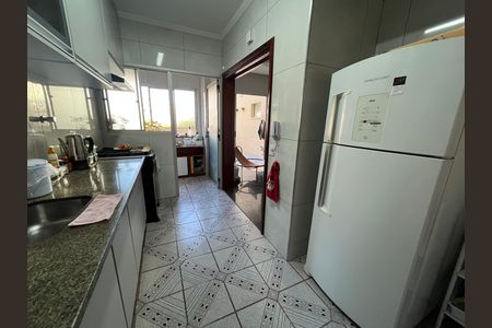 Apartamento para alugar com 195m², 3 quartos e 2 vagasCozinha