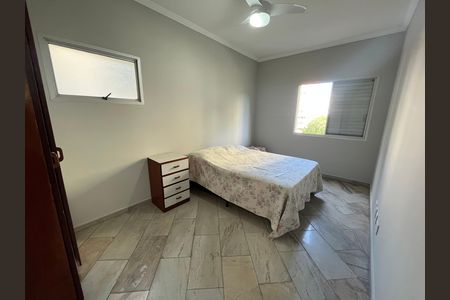 Apartamento para alugar com 195m², 3 quartos e 2 vagasQuarto 2
