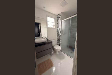 Apartamento à venda com 90m², 2 quartos e 2 vagas Apartamento à venda com 90m², 2 quartos e 2 vagasBanheiro da Suíte 2