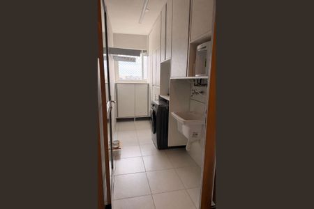 Apartamento à venda com 90m², 2 quartos e 2 vagas Apartamento à venda com 90m², 2 quartos e 2 vagasÁrea de Serviço