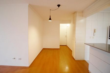 Apartamento para alugar com 70m², 2 quartos e 2 vagas