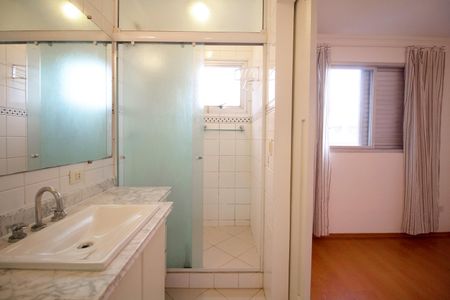 Apartamento para alugar com 70m², 2 quartos e 2 vagas