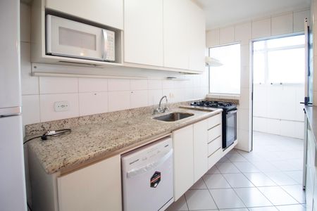 Apartamento para alugar com 70m², 2 quartos e 2 vagas