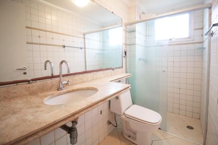 Apartamento para alugar com 70m², 2 quartos e 2 vagas
