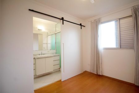 Apartamento para alugar com 70m², 2 quartos e 2 vagas