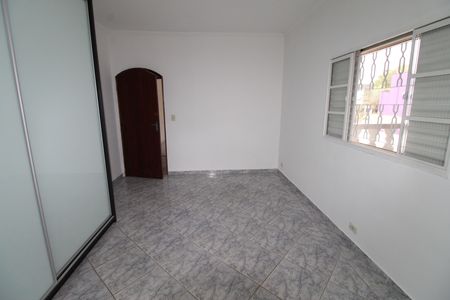 Casa para alugar com 230m², 3 quartos e 2 vagasQuarto 2