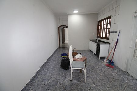 Casa para alugar com 230m², 3 quartos e 2 vagasCozinha