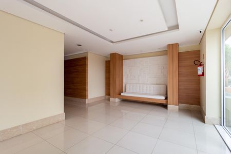 Apartamento para alugar com 68m², 2 quartos e 2 vagas Apartamento para alugar com 68m², 2 quartos e 2 vagasHall social